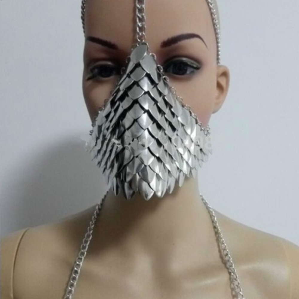 Face chain mask - Picture 1 of 2